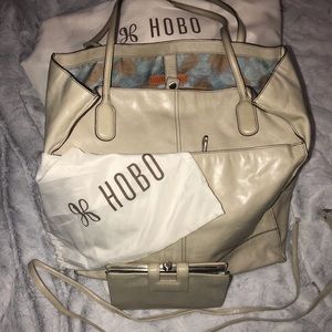 Hobo Handbag with matching wallet/crossbody